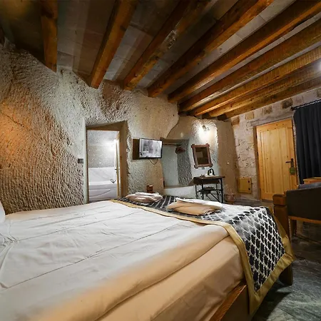 Hotel Caverna Premium Caves *