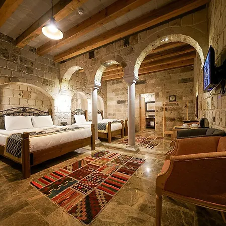 Caverna Premium Caves Göreme