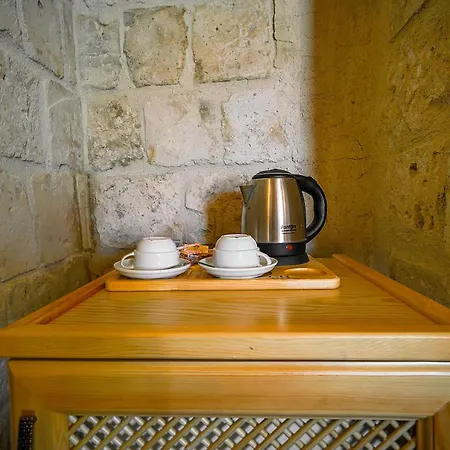 Caverna Premium Caves 酒店 *