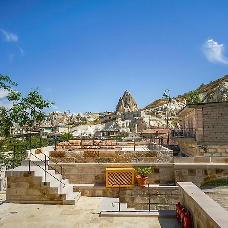 Caverna Premium Caves Hotel *