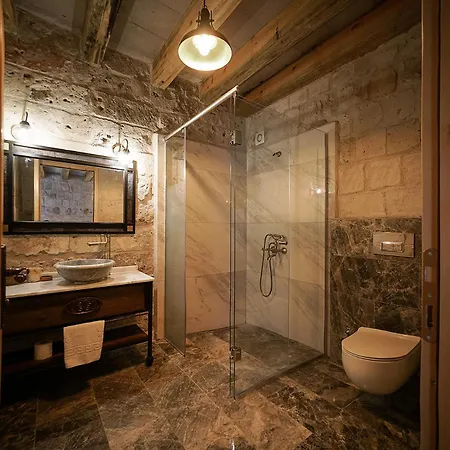 Hotel Caverna Premium Caves *