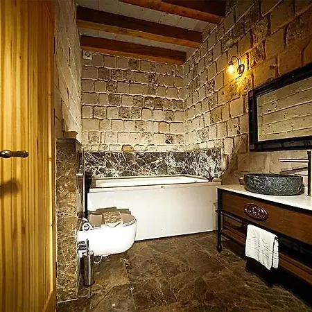 Caverna Premium Caves 格雷梅