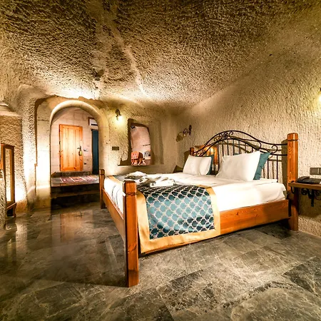 Caverna Premium Caves ギョレメ
