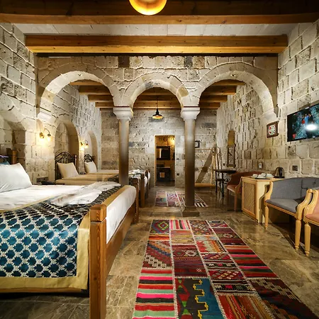Caverna Premium Caves