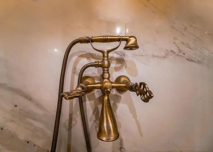 Caverna Premium Caves