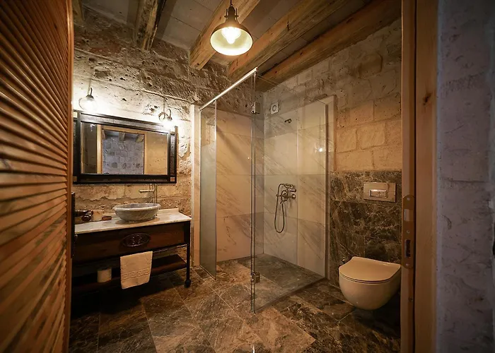 Hotel Caverna Premium Caves *