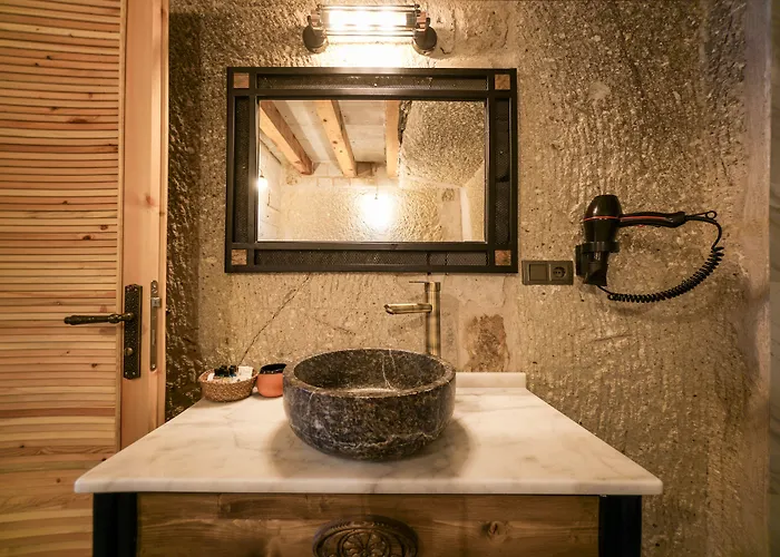 Hotel Caverna Premium Caves *